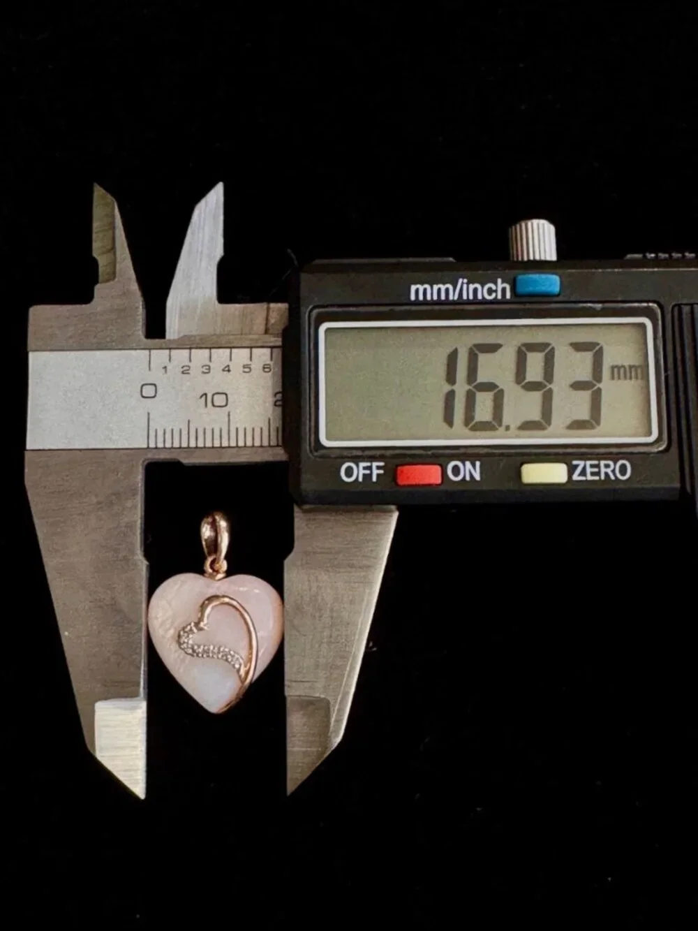 10K Yellow Gold Samuel Aaron Pink Mother of Pearl Diamond Heart 18